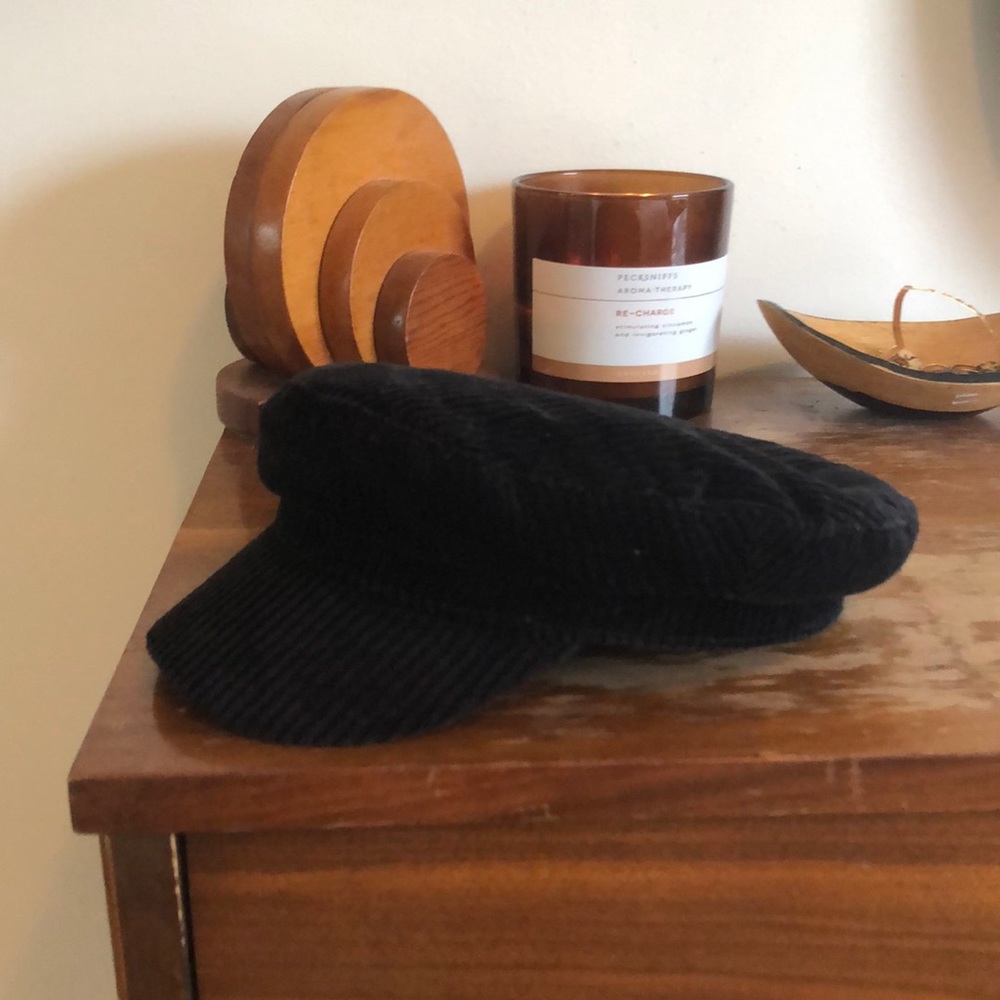 Zara hat